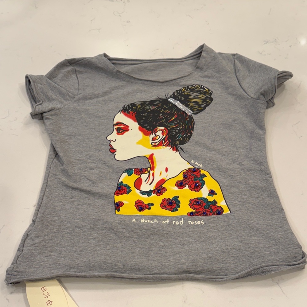 Gray Graphic Women's Top